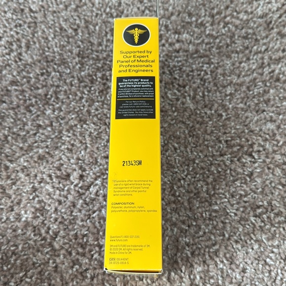 Futuro Left Wrist Deluxe Stabilizer with Firm Support - Picture 2 of 5